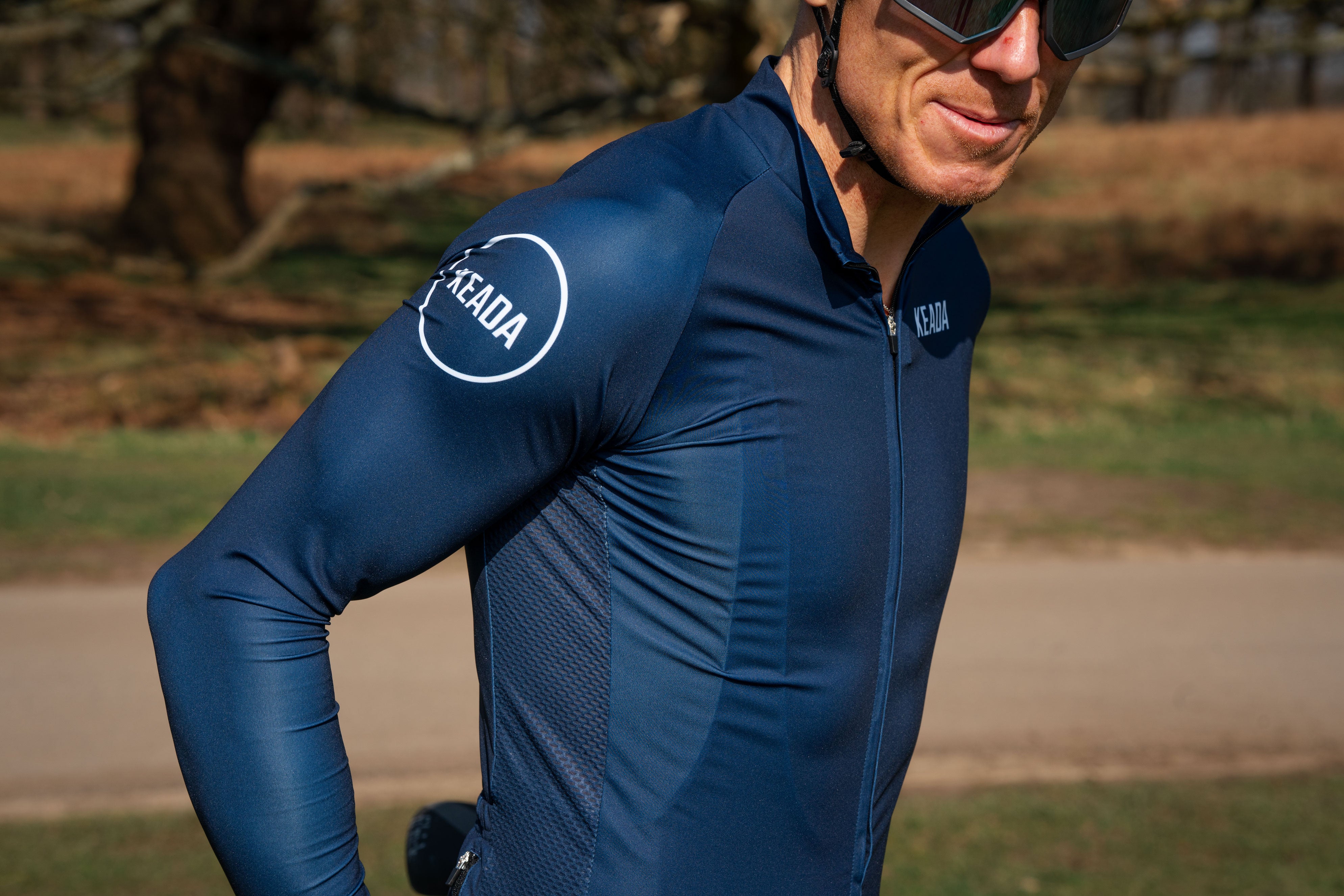 Men's Essential Long Sleeved Cycling Jersey - Navy